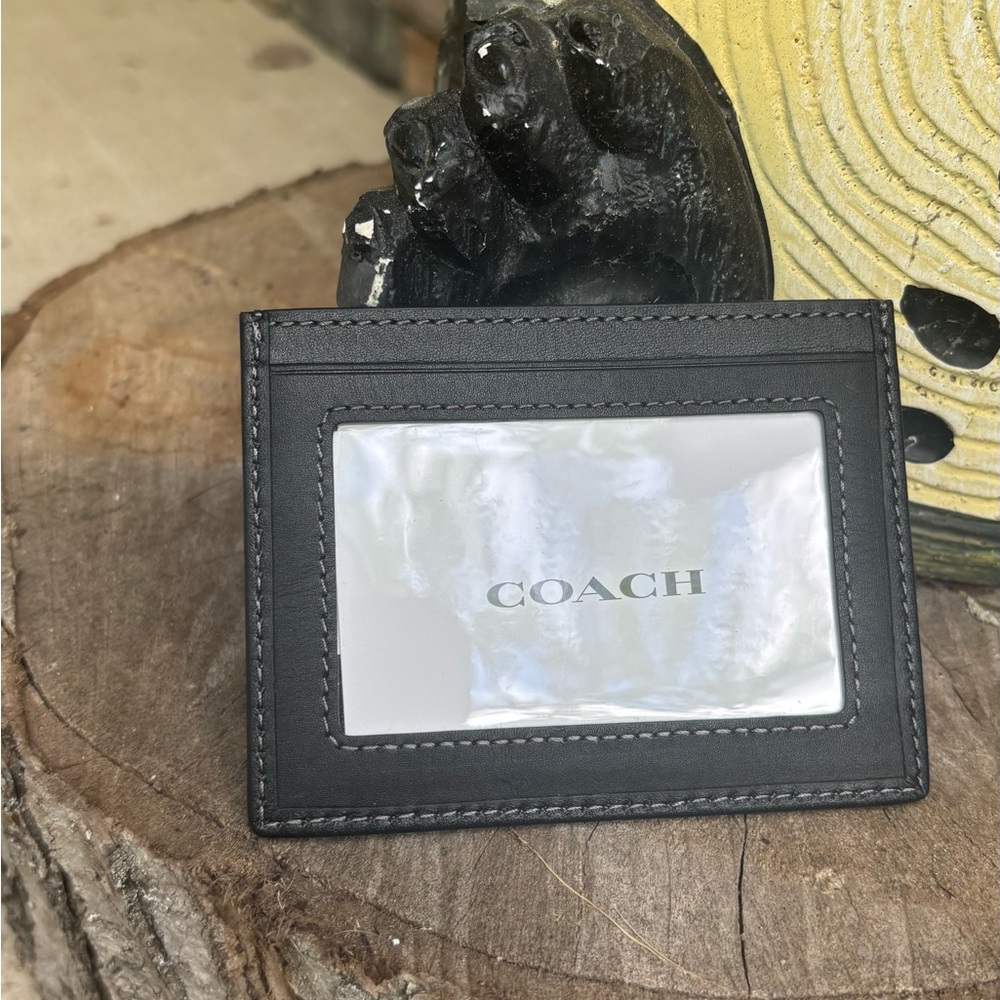 Authentic COACH Leather/Signature canvas UNISEX card case/ID - Picture 6 of 7
